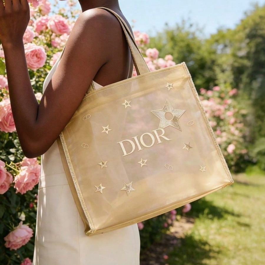 Christian Dior Dior's Tasche L – Luxury Skincare Brand Bewertung und Preis